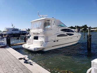 42' Cruisers Yachts 2004 Yacht For Sale